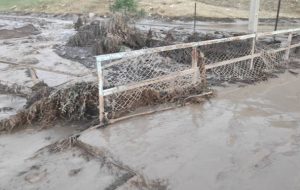 سیل در روستای کمندان و تخریب تاسیسات انتقال آب