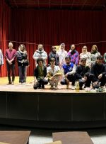 نمایش «خون و جنون» در تالار فردوسی ازنا نمایش «خون و جنون» در تالار فردوسی ازنا