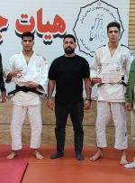 تیم جودو بزرگسالان ازنا نایب قهرمان مسابقات استان تیم جودو بزرگسالان ازنا نایب قهرمان مسابقات استان