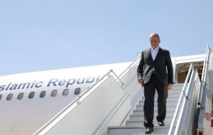 پزشکیان وارد استان لرستان شد