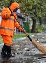 بازگرداندن یک میلیارد تومان پول توسط پاکبان ازنایی